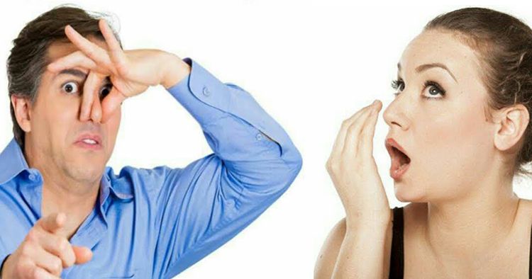 मुंह की बदबू को दूर करने का घरेलु उपचार